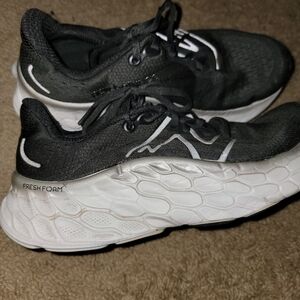 NEW BALANCE FRESH FOAM MORE V3 CHARCOAL GREY Sneakers